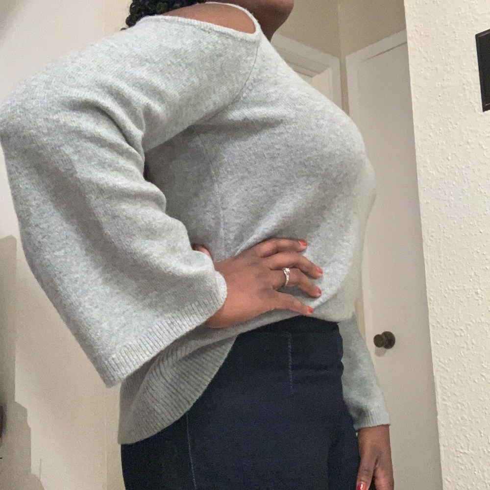 LOFT Cold Shoulder Top - Picture 2 of 3